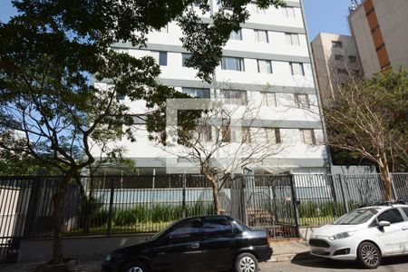 Apartamento para alugar com 62m², 3 quartos e 1 vagaFachada