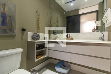 Lavabo de apartamento à venda com 2 quartos, 130m² em Perdizes, São Paulo