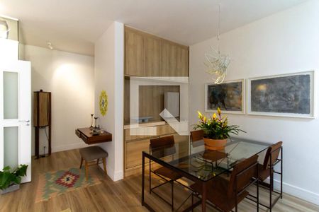 Sala de apartamento à venda com 2 quartos, 130m² em Perdizes, São Paulo