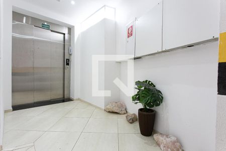 Apartamento para alugar com 44m², 2 quartos e 1 vaga Apartamento para alugar com 44m², 2 quartos e 1 vagaÁrea comum - Elevador
