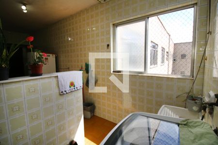 Apartamento à venda com 75m², 2 quartos e 1 vagaÁrea de Serviço