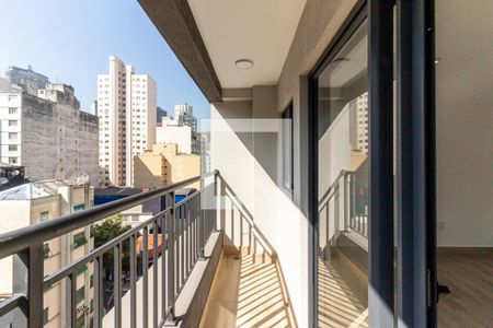 Varanda de kitnet/studio à venda com 1 quarto, 26m² em República, São Paulo
