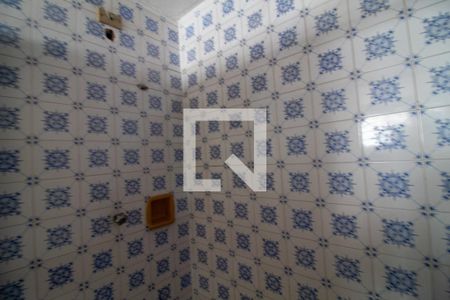 Casa à venda com 190m², 2 quartos e 2 vagasBanheiro