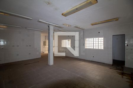 Casa à venda com 190m², 2 quartos e 2 vagasSala 