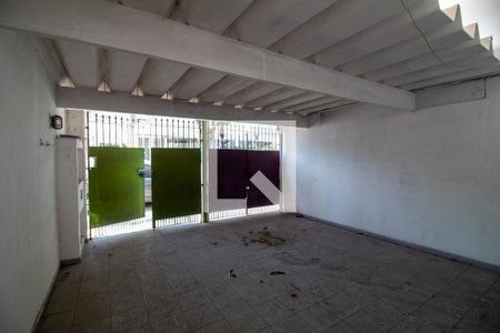 Casa à venda com 190m², 2 quartos e 2 vagasGaragem