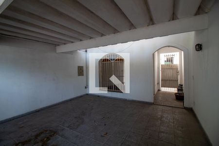 Casa à venda com 190m², 2 quartos e 2 vagasGaragem