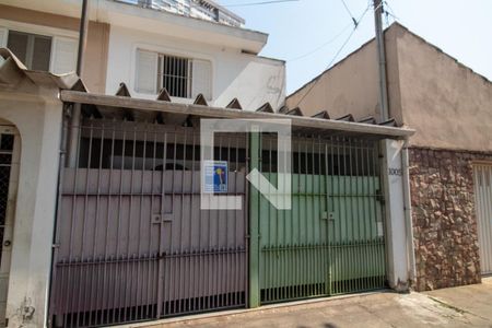 Casa à venda com 190m², 2 quartos e 2 vagasFachada