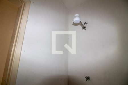 Casa à venda com 190m², 2 quartos e 2 vagasBanheiro