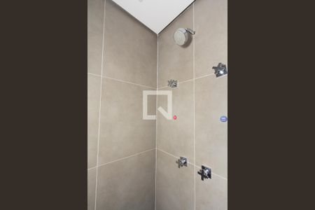 Apartamento para alugar com 65m², 2 quartos e 1 vaga Apartamento para alugar com 65m², 2 quartos e 1 vagaBanheiro