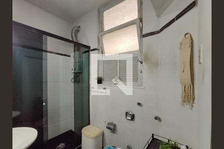 Apartamento à venda com 80m², 3 quartos e 1 vagaBanheiro Corredor