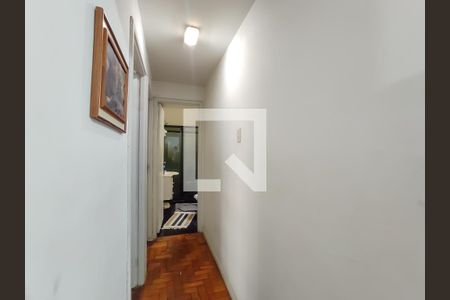 Corredor de apartamento à venda com 3 quartos, 80m² em Praça da Bandeira, Rio de Janeiro