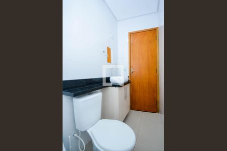 Casa à venda com 270m², 2 quartos e 2 vagasBanheiro do Quarto 2 - Edícula 