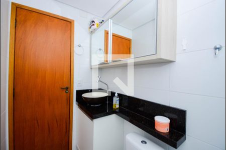 Casa à venda com 270m², 2 quartos e 2 vagasBanheiro da Suíte