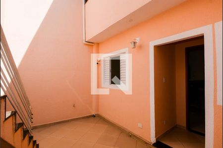 Casa à venda com 270m², 2 quartos e 2 vagasQuintal