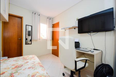 Casa à venda com 270m², 2 quartos e 2 vagasQuarto 2 - Edícula 