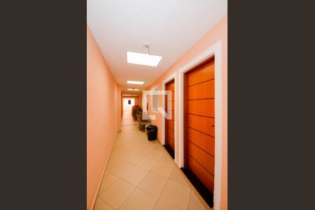 Casa à venda com 270m², 2 quartos e 2 vagasCorredor Lateral 