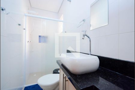 Casa à venda com 270m², 2 quartos e 2 vagasBanheiro do Quarto 2 - Edícula 