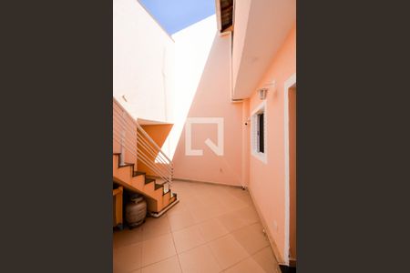 Casa à venda com 270m², 2 quartos e 2 vagasQuintal