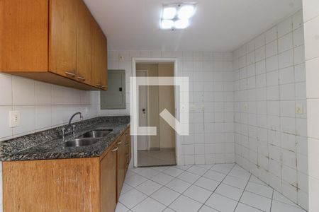 Apartamento para alugar com 170m², 3 quartos e 2 vagasCozinha