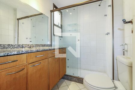 Apartamento para alugar com 170m², 3 quartos e 2 vagasSuíte 1 - Banheiro