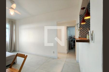 Sala de apartamento para alugar com 2 quartos, 50m² em Maracanã, Rio de Janeiro