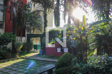 Apartamento para alugar com 48m², 2 quartos e 1 vaga Apartamento para alugar com 48m², 2 quartos e 1 vagaFachada