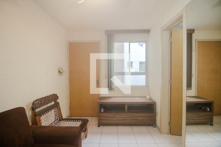 Sala de apartamento para alugar com 2 quartos, 42m² em Rubem Berta, Porto Alegre