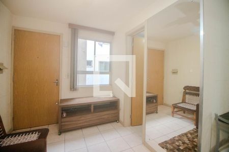 Sala de apartamento para alugar com 2 quartos, 42m² em Rubem Berta, Porto Alegre