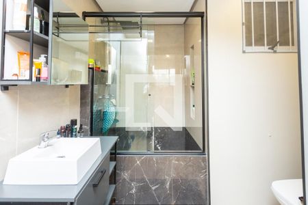 Apartamento à venda com 94m², 2 quartos e 1 vaga Apartamento à venda com 94m², 2 quartos e 1 vagaBanheiro da Suíte