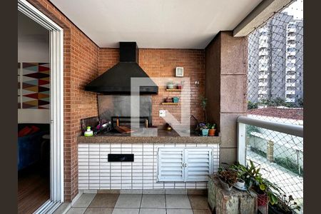 Apartamento à venda com 134m², 3 quartos e 3 vagasVaranda