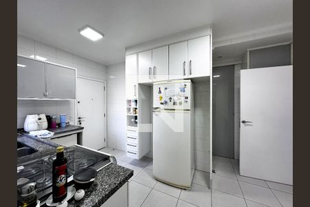 Apartamento à venda com 134m², 3 quartos e 3 vagasCozinha