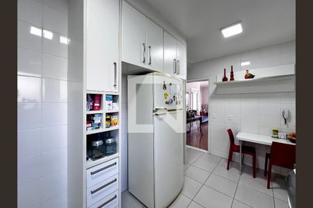 Apartamento à venda com 134m², 3 quartos e 3 vagasCozinha