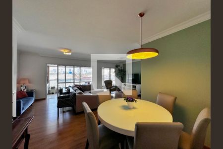 Apartamento à venda com 134m², 3 quartos e 3 vagasSala