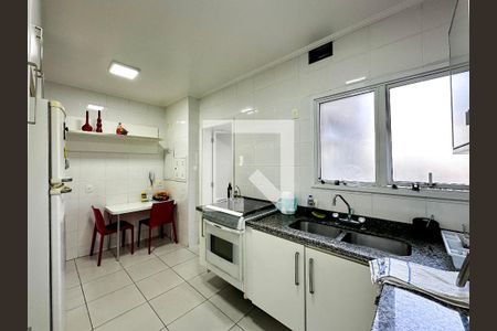 Apartamento à venda com 134m², 3 quartos e 3 vagasCozinha