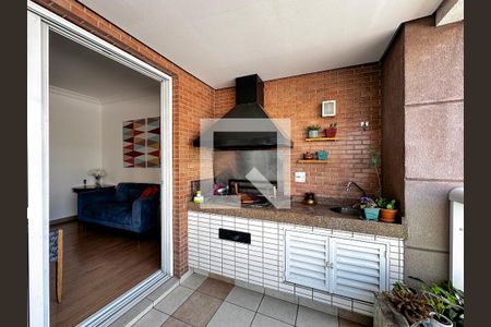 Apartamento à venda com 134m², 3 quartos e 3 vagasVaranda