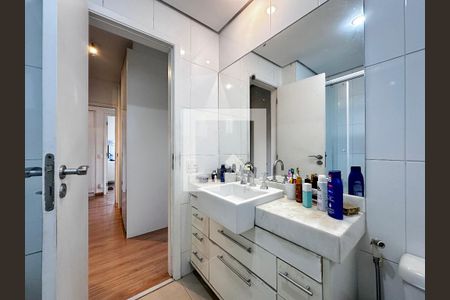 Apartamento à venda com 134m², 3 quartos e 3 vagasBanheiro Suíte 3