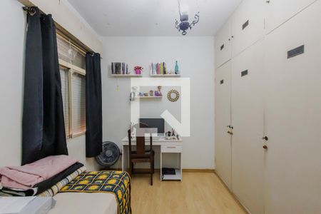 Apartamento à venda com 224m², 4 quartos e 2 vagas Apartamento à venda com 224m², 4 quartos e 2 vagasQuarto 2