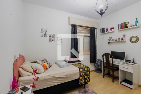 Apartamento à venda com 224m², 4 quartos e 2 vagas Apartamento à venda com 224m², 4 quartos e 2 vagasQuarto 2