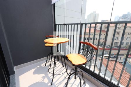 Varanda de kitnet/studio para alugar com 1 quarto, 25m² em Vila Mariana, São Paulo