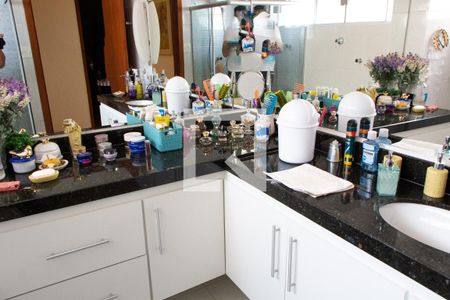 Apartamento à venda com 156m², 3 quartos e sem vagaBANHEIRO SOCIAL