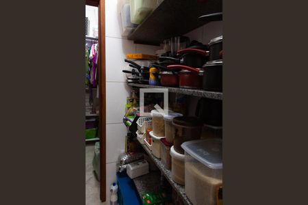 Apartamento à venda com 156m², 3 quartos e sem vagaDISPENSA