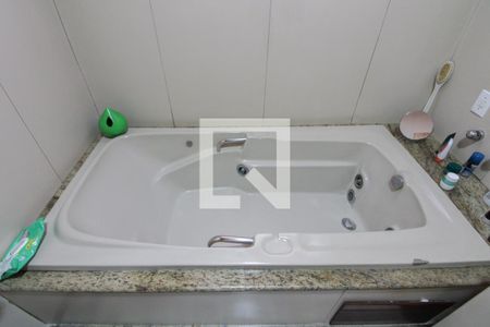 Casa à venda com 260m², 3 quartos e 5 vagasBanheiro da Suíte