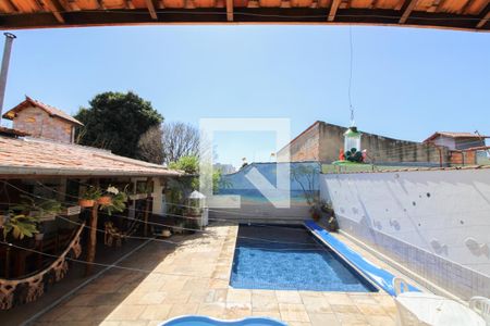 Casa à venda com 260m², 3 quartos e 5 vagasVista da Área de Serviço