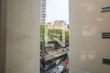 Apartamento à venda com 70m², 2 quartos e sem vaga Apartamento à venda com 70m², 2 quartos e sem vagaQuarto 2 vista da janela