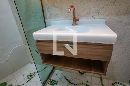 Banheiro de apartamento para alugar com 2 quartos, 70m² em Botafogo, Rio de Janeiro