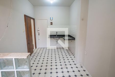 Cozinha de apartamento para alugar com 2 quartos, 70m² em Botafogo, Rio de Janeiro