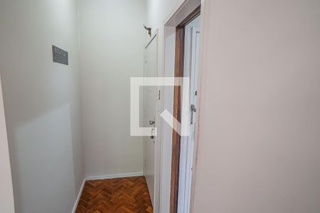 Apartamento à venda com 70m², 2 quartos e sem vaga Apartamento à venda com 70m², 2 quartos e sem vagaHall de entrada