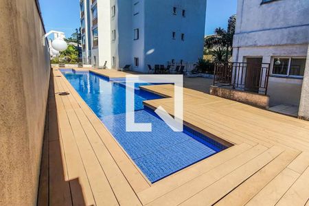 Apartamento à venda com 68m², 2 quartos e 1 vaga Apartamento à venda com 68m², 2 quartos e 1 vagaPiscina