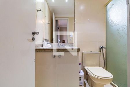 Apartamento à venda com 136m², 3 quartos e 3 vagas Apartamento à venda com 136m², 3 quartos e 3 vagasSuite 02 - Banheiro