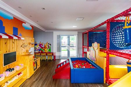 Apartamento à venda com 136m², 3 quartos e 3 vagas Apartamento à venda com 136m², 3 quartos e 3 vagasÁrea comum - Brinquedoteca